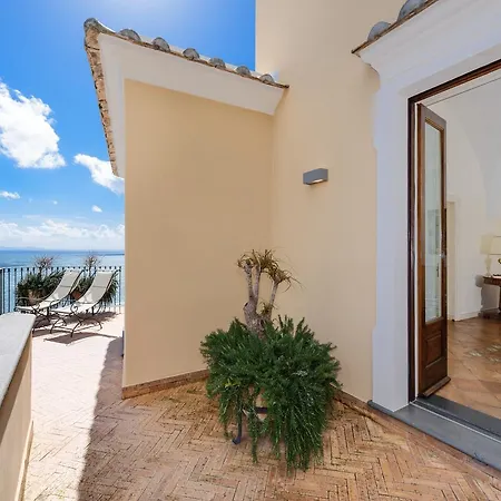 Alba D'oro - Historic Luxury *