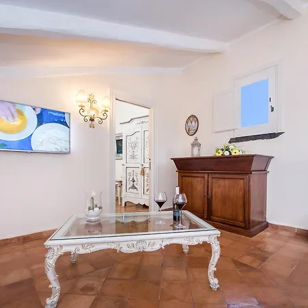 Alba D'oro - Historic Luxury Vila