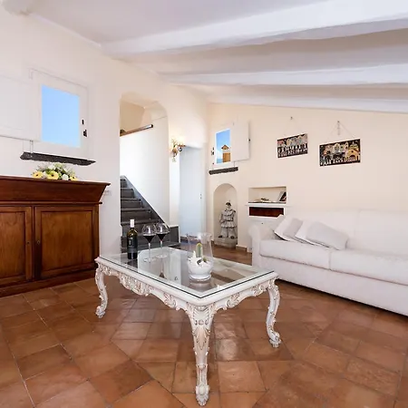 Alba D'oro - Historic Luxury